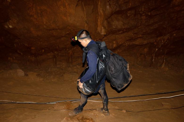 A Rescue Worker Is Seen Inside Of The Tham Luang Caves Reuters Stringer