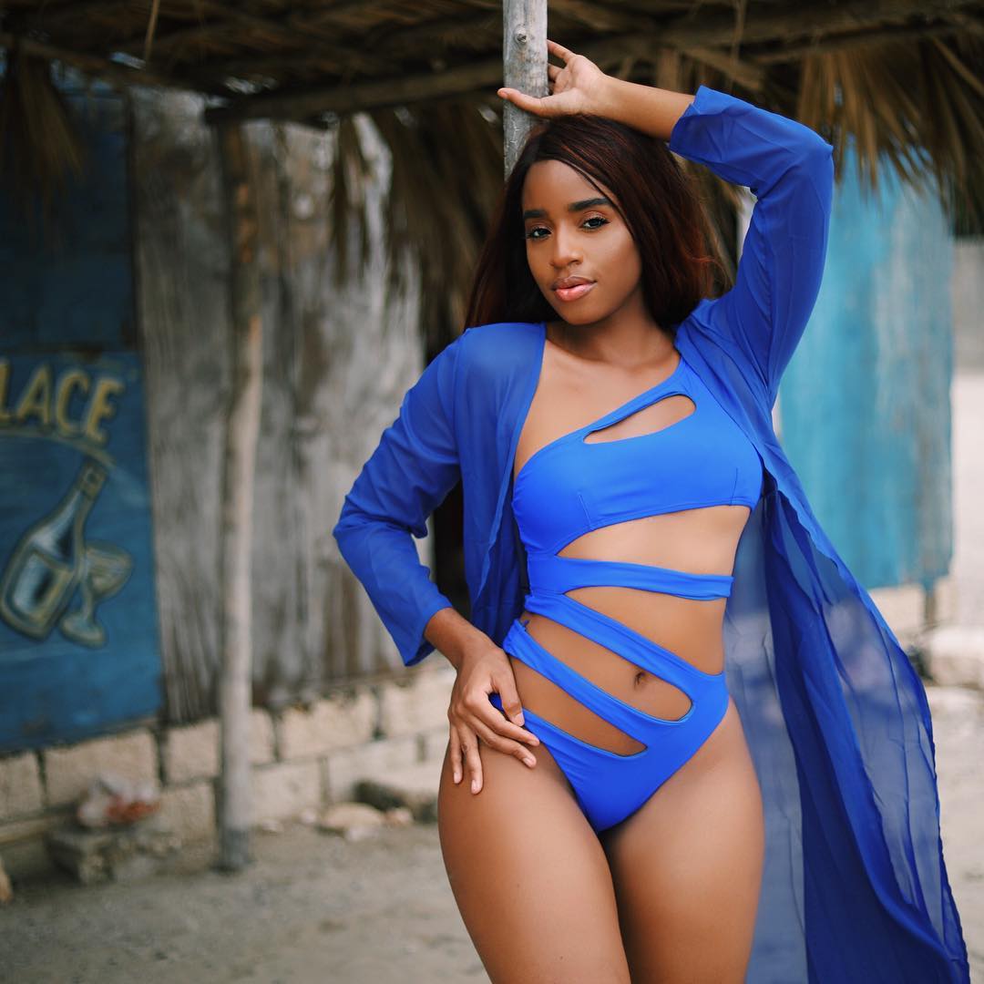 Slay Queen “Melenigma” Shares Mouth-Watering Photos As She Poses In