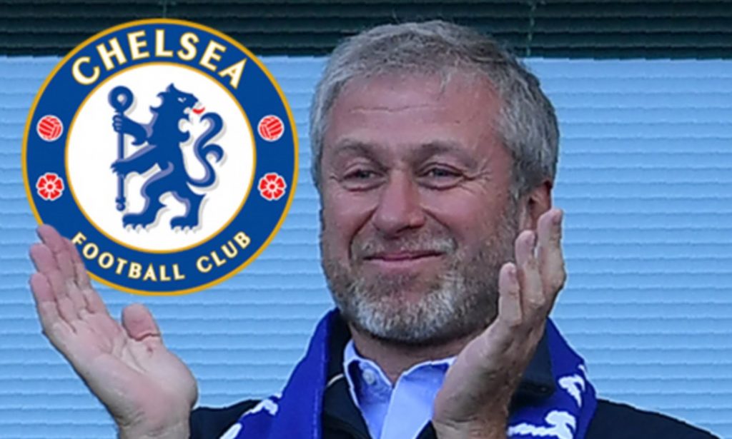 Roman Abramovich'in Chelsea'yi satma girişimleri İngiltere'nin mal varlıklarını dondurmasının ardından durduruldu