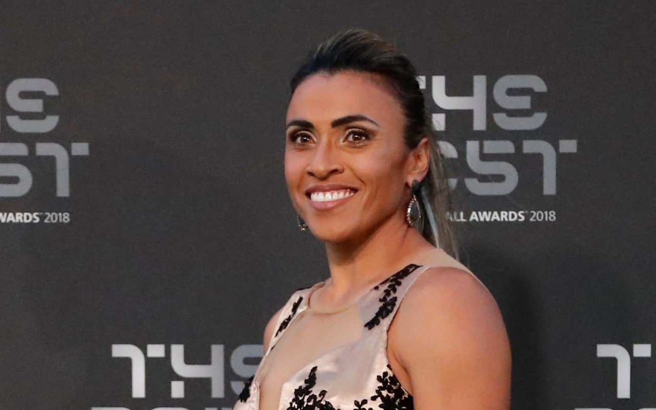 Mulher pelada martina oliveira