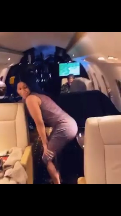 American Rapper, Cardi B Twerks To Davido’s ‘Fall’ In A Private Jet (Video) 3