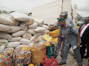 Customs Seizes Police Van Smuggling Rice In Ogun
(Photos)