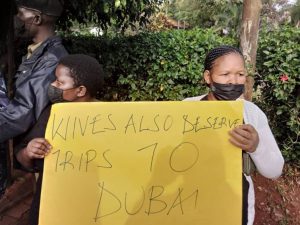 CmaTrends  Wives Also Deserve Trips To Dubai – Drama As Aggrieved Women Protest Against Their Spouses In Uganda (Photos) « CmaTrends dubb3 300x225
